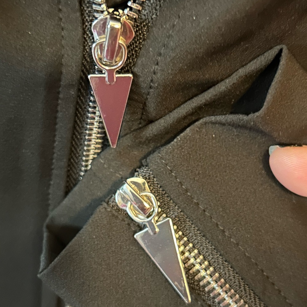 NWT Disney parks Evil Queen Moto Jacket- Size Large - Picture 4 of 7
